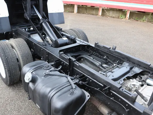 いすゞ エルフ TPG-NJR85AD(2WD)の写真22
