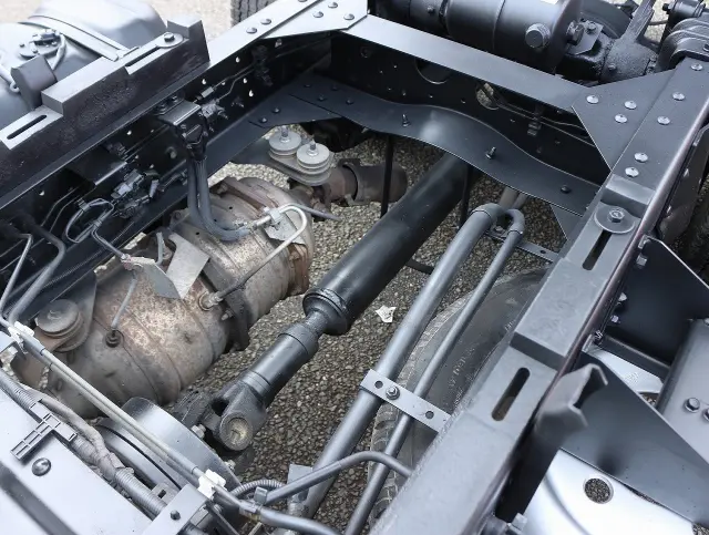 いすゞ エルフ TPG-NJR85AD(2WD)の写真24