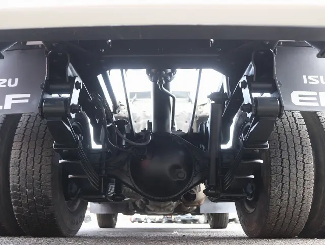 いすゞ エルフ TPG-NJR85AD(2WD)の写真29