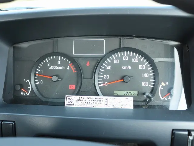 いすゞ エルフ TPG-NJR85AD(2WD)の写真43