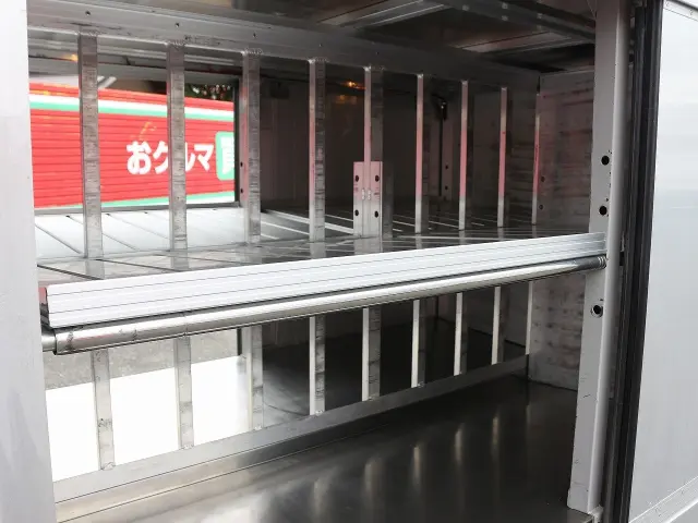 日産 アトラス SKG-TZ2F24(2WD)の写真19