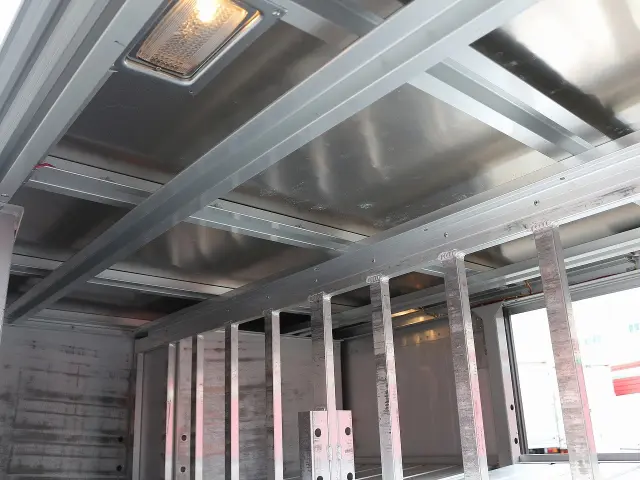 日産 アトラス SKG-TZ2F24(2WD)の写真22