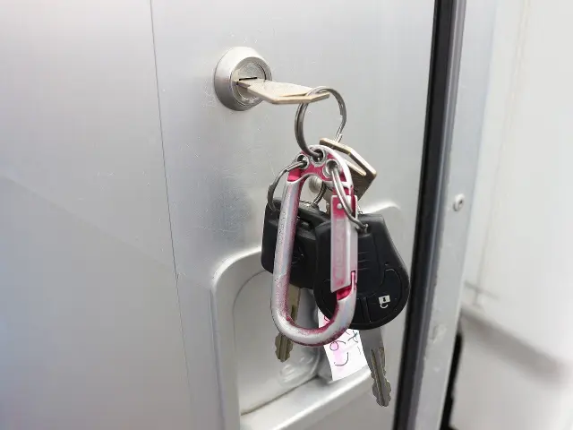 日産 アトラス SKG-TZ2F24(2WD)の写真23