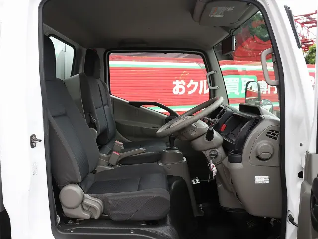 日産 アトラス SKG-TZ2F24(2WD)の写真32