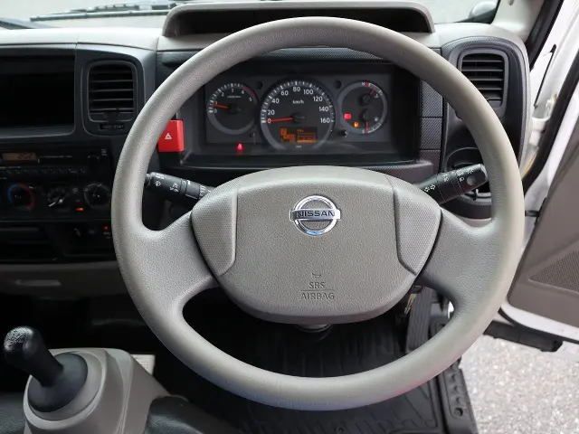 日産 アトラス SKG-TZ2F24(2WD)の写真35