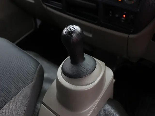 日産 アトラス SKG-TZ2F24(2WD)の写真37