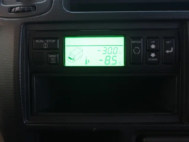 日産 アトラス SKG-TZ2F24(2WD)の写真39