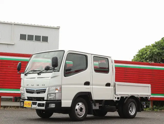 三菱 キャンター 2TG-FBA00(2WD)の写真1