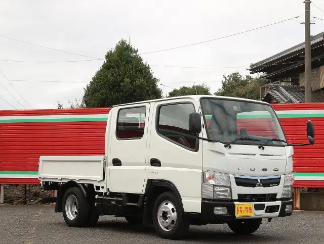三菱 キャンター 2TG-FBA00(2WD)の写真3