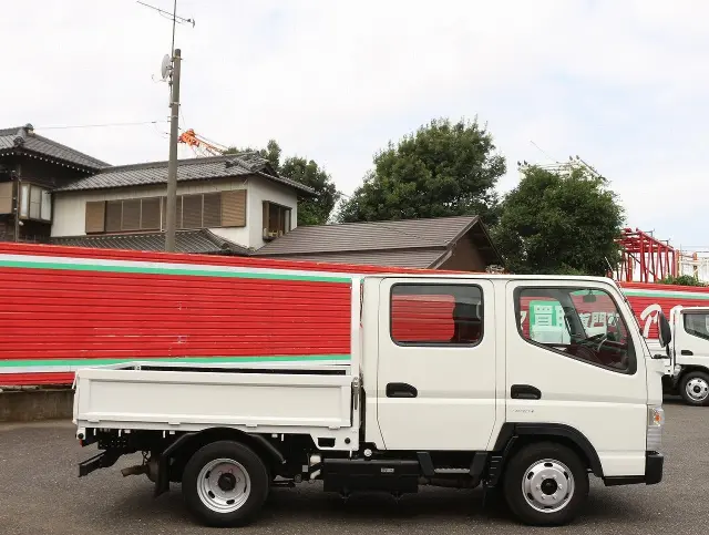 三菱 キャンター 2TG-FBA00(2WD)の写真4
