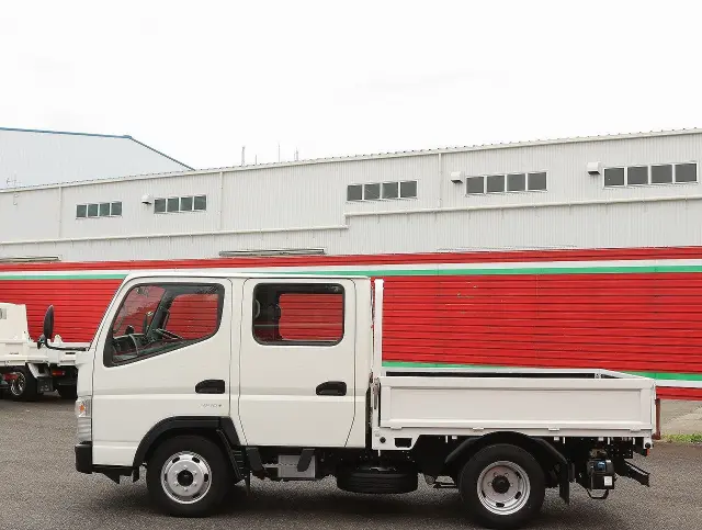 三菱 キャンター 2TG-FBA00(2WD)の写真8