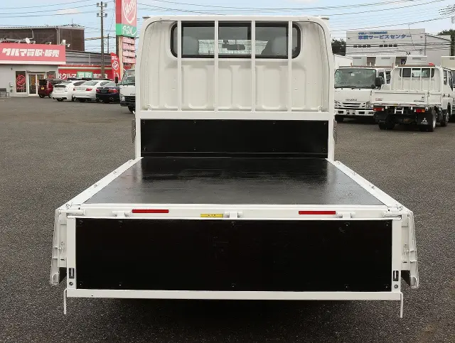 三菱 キャンター 2TG-FBA00(2WD)の写真17