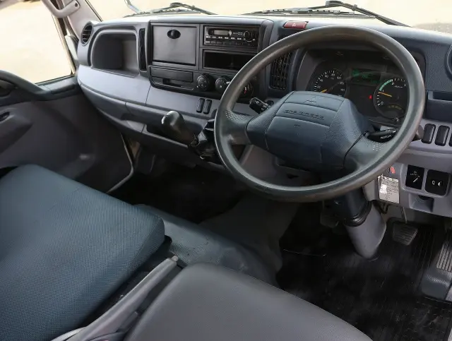 三菱 キャンター TKG-FBA30(2WD)の写真32