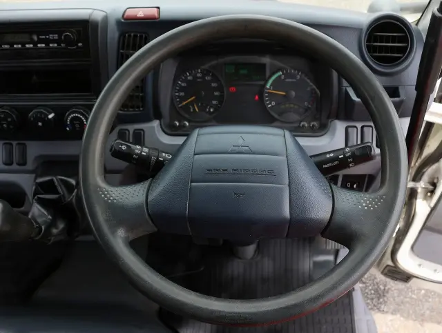 三菱 キャンター TKG-FBA30(2WD)の写真36