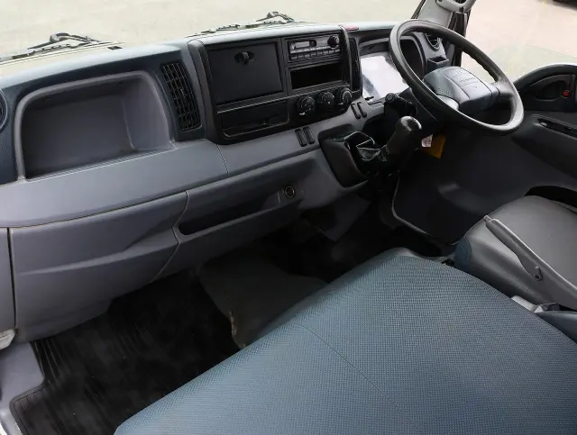 三菱 キャンター TKG-FBA30(2WD)の写真42