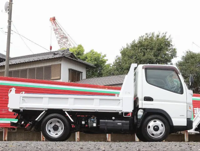 三菱 キャンター TPG-FBA30(2WD)の写真6