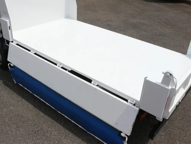 三菱 キャンター TPG-FBA30(2WD)の写真9