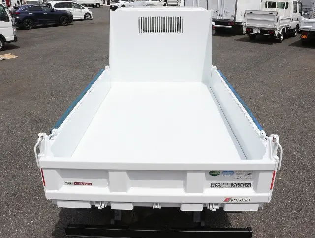 三菱 キャンター TPG-FBA30(2WD)の写真10