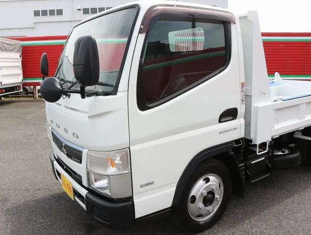 三菱 キャンター TPG-FBA30(2WD)の写真12
