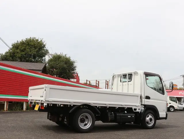 三菱 キャンター TPG-FBA00(2WD)の写真5