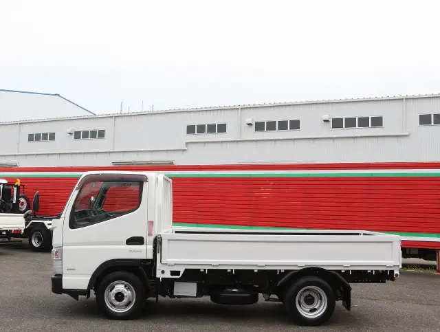 三菱 キャンター TPG-FBA00(2WD)の写真8