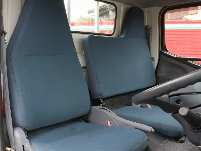 三菱 キャンター TPG-FBA00(2WD)の写真32