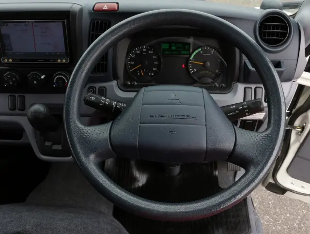 三菱 キャンター TPG-FBA00(2WD)の写真34