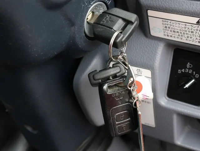 三菱 キャンター TPG-FBA00(2WD)の写真43