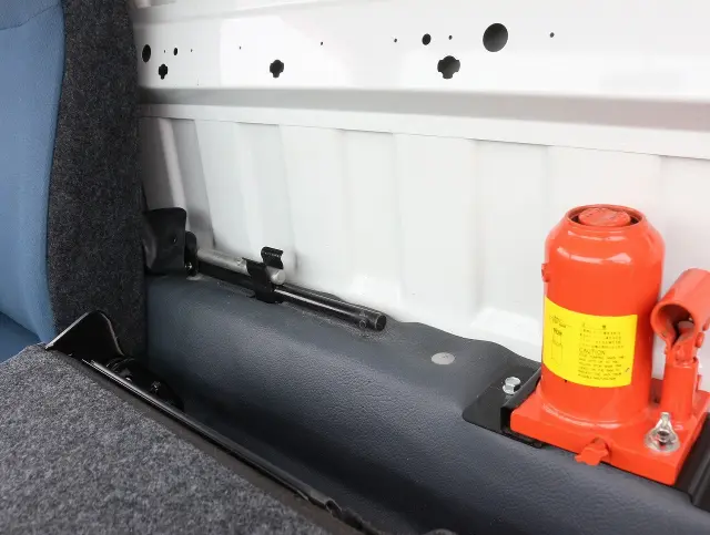 三菱 キャンター TPG-FBA00(2WD)の写真49