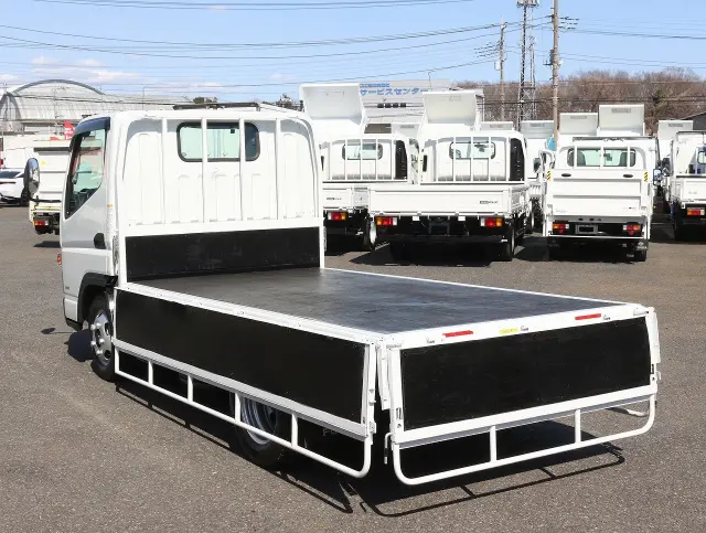 三菱 キャンター 2RG-FBA20の写真15