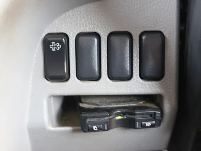 三菱 キャンター 2RG-FBA20の写真38