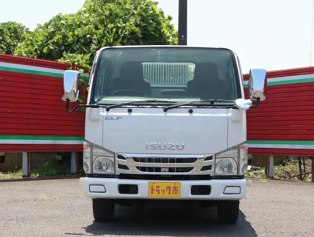 いすゞ エルフ TKG-NKR85AD(2WD)の写真3