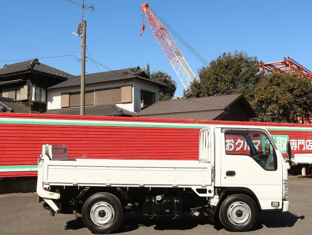 いすゞ エルフ TRG-NJR85A(2WD)の写真4