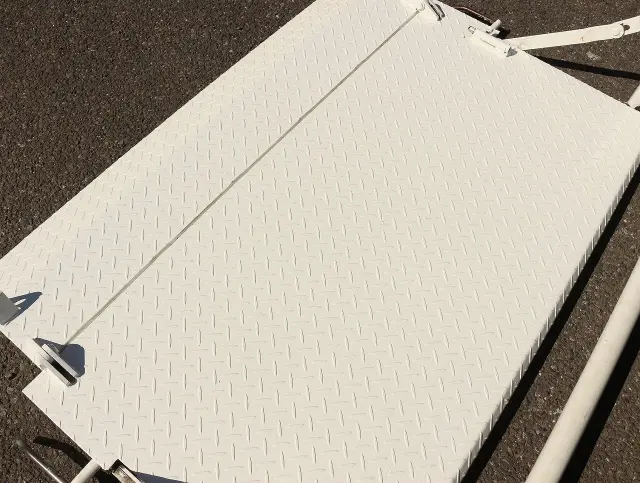 いすゞ エルフ TRG-NJR85A(2WD)の写真10