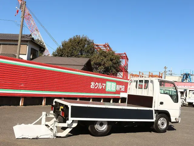 いすゞ エルフ TRG-NJR85A(2WD)の写真23