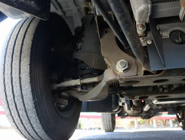 いすゞ エルフ TRG-NJR85A(2WD)の写真34