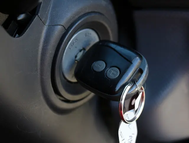 いすゞ エルフ TRG-NJR85A(2WD)の写真45