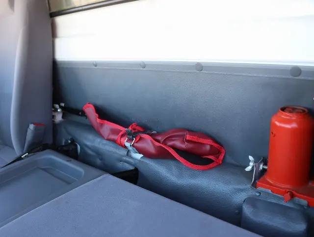 いすゞ エルフ TRG-NJR85A(2WD)の写真49