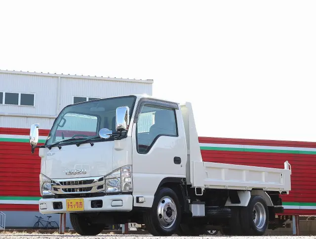 いすゞ エルフ TPG-NJR85AD(2WD)の写真2