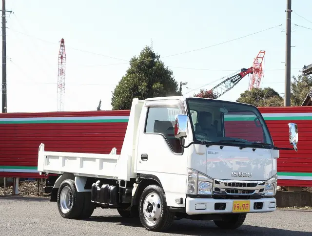いすゞ エルフ TPG-NJR85AD(2WD)の写真4