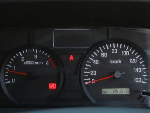 いすゞ エルフ TPG-NJR85AD(2WD)の写真33