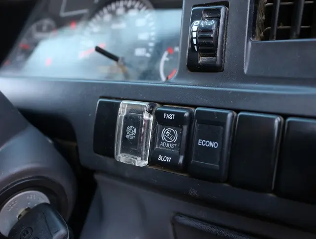 いすゞ エルフ TPG-NJR85AD(2WD)の写真38