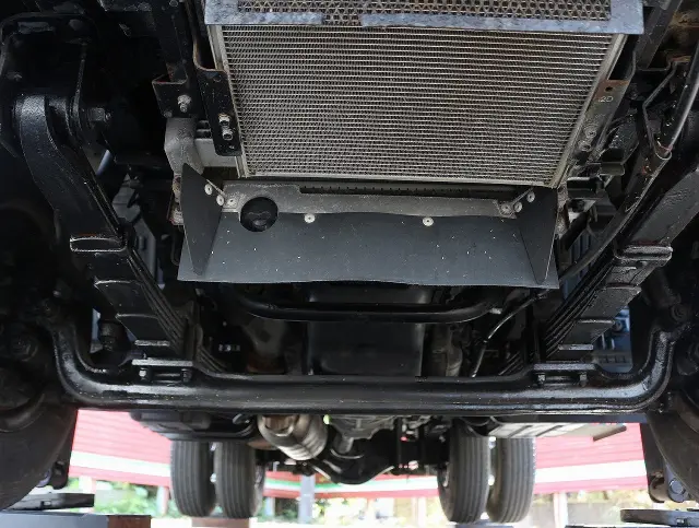 いすゞ エルフ 2RG-NKR88N(2WD)の写真35