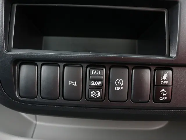 日野 デュトロ 2RG-XZU722M(2WD)の写真42