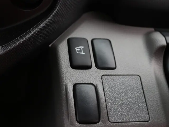 日野 デュトロ 2RG-XZU722M(2WD)の写真44