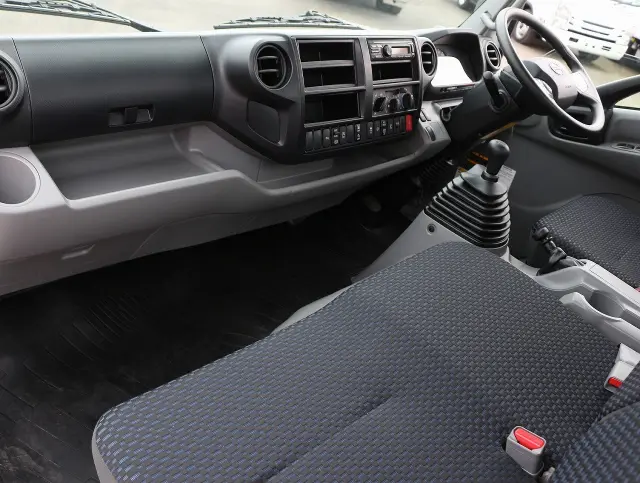 日野 デュトロ 2RG-XZU722M(2WD)の写真46