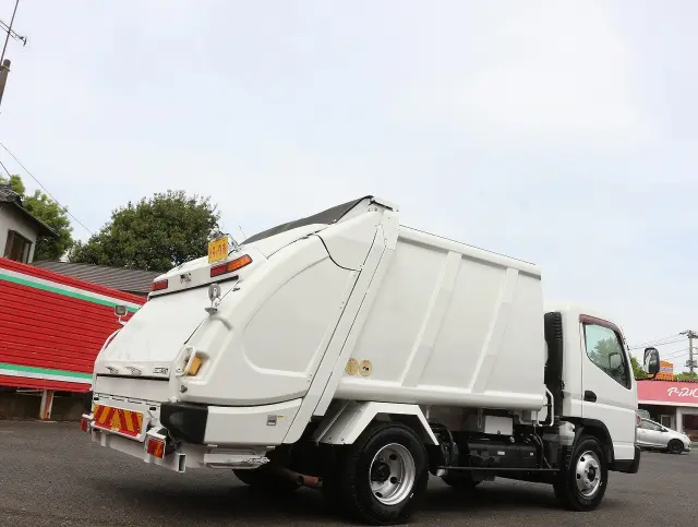 三菱 キャンター TKG-FEB90(2WD)の写真5