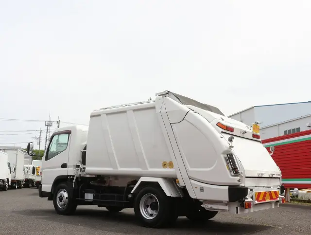 三菱 キャンター TKG-FEB90(2WD)の写真8