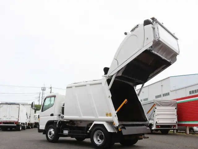 三菱 キャンター TKG-FEB90(2WD)の写真26