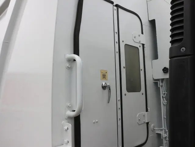 三菱 キャンター TKG-FEB90(2WD)の写真28